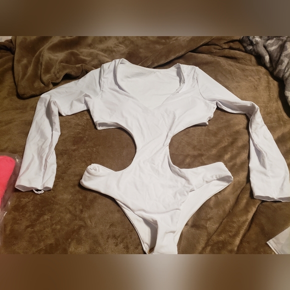 Sexy one piece swimsuit - Picture 8 of 9